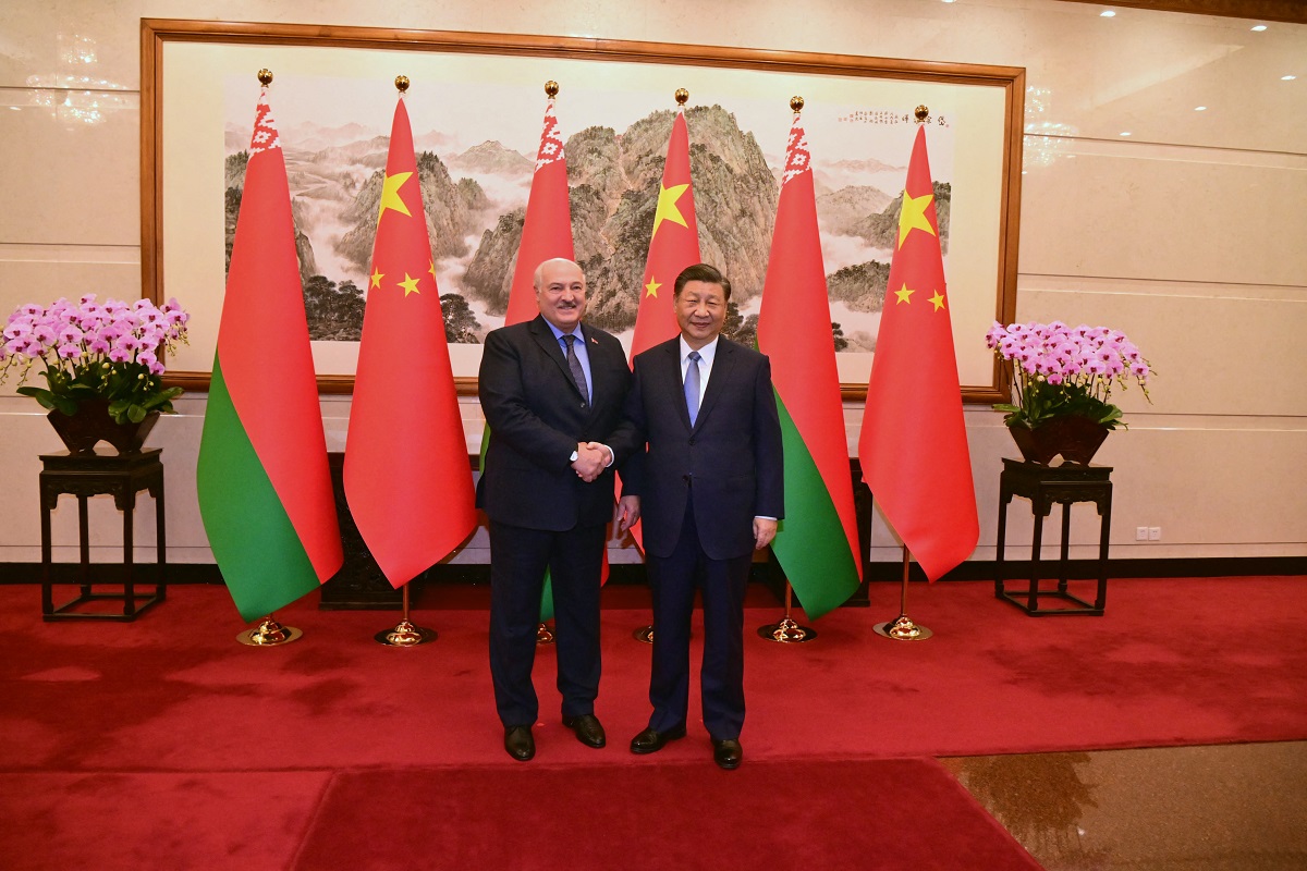  Κίνα: Ενίσχυση της στρατηγικής συνεργασίας με τη Λευκορωσία συζητήθηκε στις συνομιλίες Σι Τζινπίνγκ- Αλ. Λουκασένκο