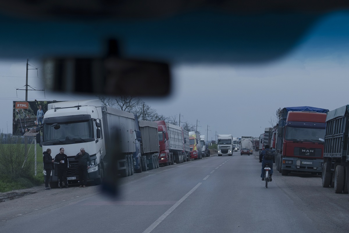   Ουκρανία: Τα σύνορα με την Πολωνία πέρασαν 30 φορτηγά κενά φορτίου