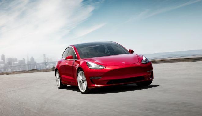  Τεράστια ανάκληση από την Tesla για όλα της τα μοντέλα