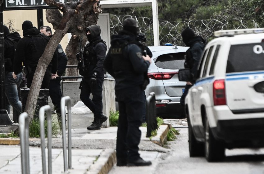  Αποκαλύψεις για τη δράση των μελών της «Greek Mafia» – Έκαψαν παράνομο εργοστάσιο με καπνικά είδη τον Ιούνιο του 2023