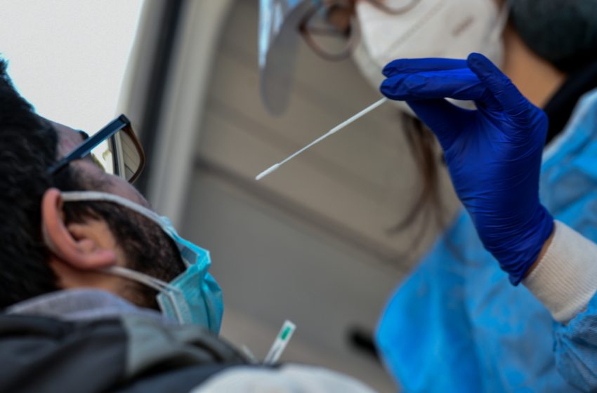  ΕΟΔΥ: 73 θάνατοι από covid, 69 διασωληνωμένοι, 19 νέα σοβαρά κρούσματα γρίπης και 8 θάνατοι