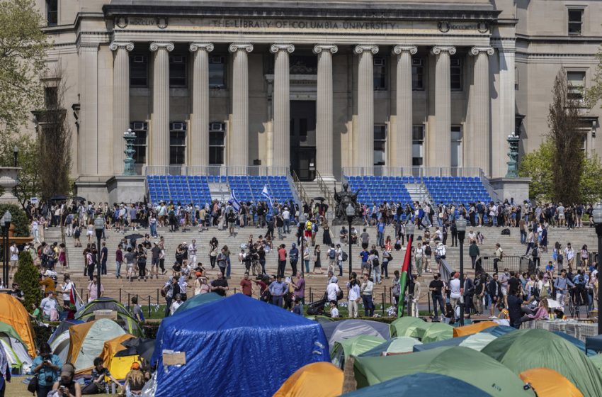  Κλιμακώνονται οι φοιτητικές διαμαρτυρίες για τη Γάζα στις ΗΠΑ – Το Κολούμπια ξεκίνησε τις διώξεις φοιτητών