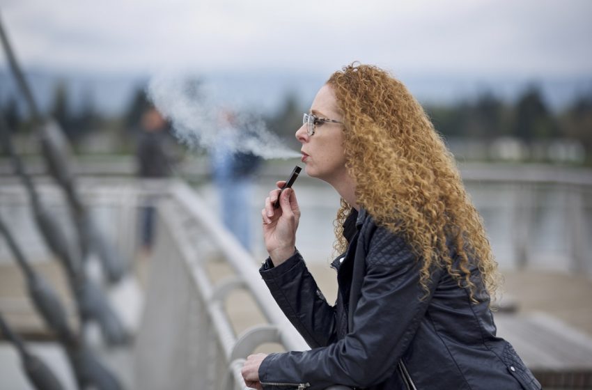  Μελέτη: Aυξάνεται o κίνδυνος καρκίνου του πνεύμονα στους χρήστες ηλεκτρονικών τσιγάρων μετά τη διακοπή του καπνίσματος