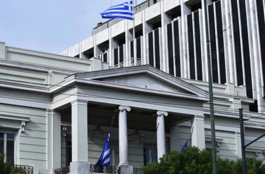  Αντιδράσεις σε Αθήνα και Βρυξέλλες για τη Βόρεια Μακεδονία: Παραβιάζεται κατάφωρα η Συμφωνία των Πρεσπών