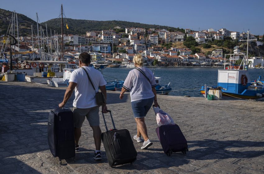  Αύξηση τουριστικών εισπράξεων και εισερχόμενης κίνησης στο Α΄ τετράμηνο