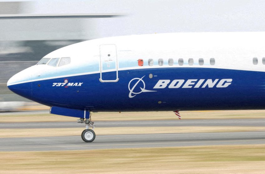  Ράγισε το παρμπρίζ πιλοτηρίου ενός Boeing στα 40.000 πόδια — Στους -58 βαθμούς Κελσίου η θερμοκρασία