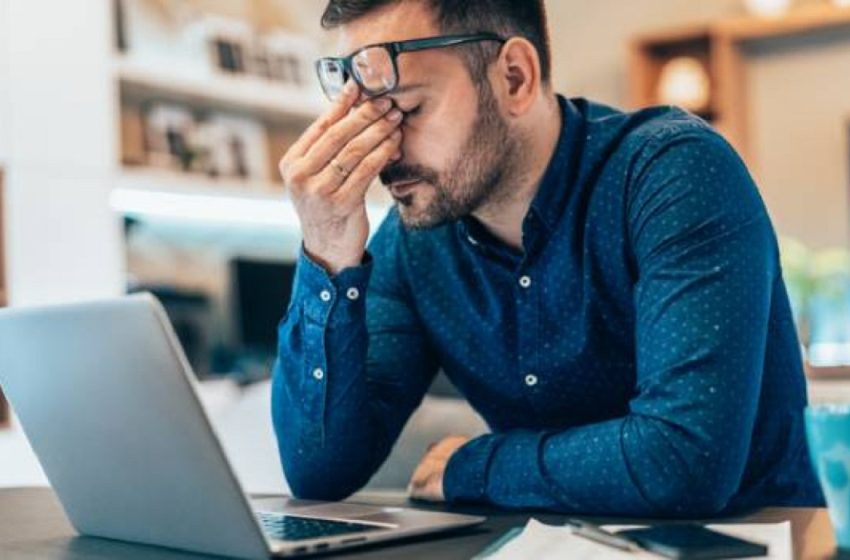  Burnout: Νέα μελέτη αποκαλύπτει ότι η υβριδική εργασία μειώνει σημαντικά τα συμπτώματα επαγγελματικής εξουθένωσης στους εργαζόμενους