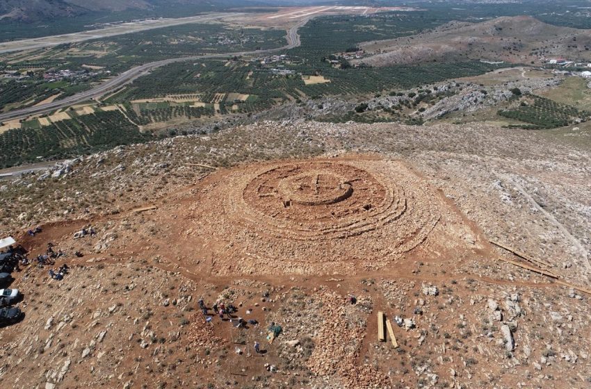  Εντοπίστηκε μοναδικό εύρημα για τη μινωϊκή αρχαιολογία, σε κυκλικό σχήμα – Καλύπτει επιφάνεια 1800τ.μ