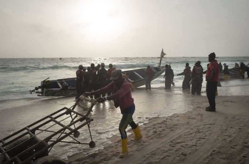  Μαυριτανία: Τουλάχιστον 89 νεκροί από βύθιση πλοιαρίου που μετέφερε μετανάστες στα Κανάρια Νησιά
