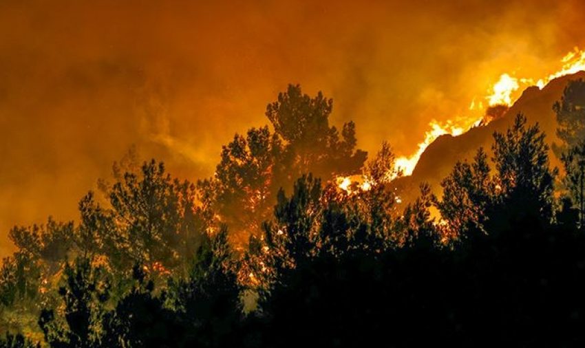  Σε κατάσταση εκτάκτου ανάγκης ο Διόνυσος – Έκκληση της Δημάρχου οι πολίτες να ακολουθούν τις οδηγίες και να εκκενώσουν