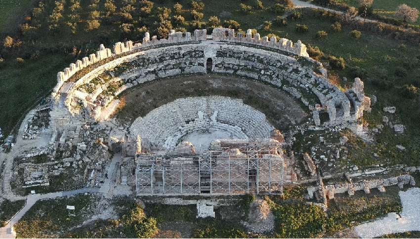  ΥΠΠΟ: Αποκαθίσταται το σκηνικό οικοδόμημα του μεγάλου θεάτρου στη Νικόπολη – Ποια έργα είναι σε εξέλιξη