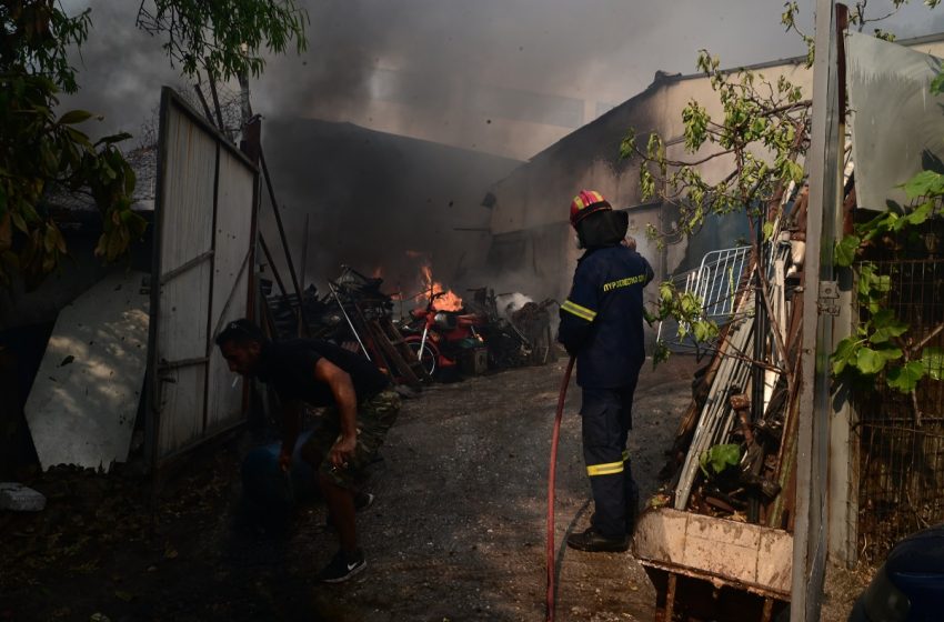  Η επόμενη ημέρα του πύρινου εφιάλτη: Καταγραφή ζημιών σε σπίτια, επιχειρήσεις και οχήματα