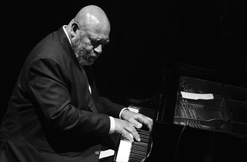  Ο θρυλικός πιανίστας Kenny Barron έρχεται στο Θέατρο Παλλάς