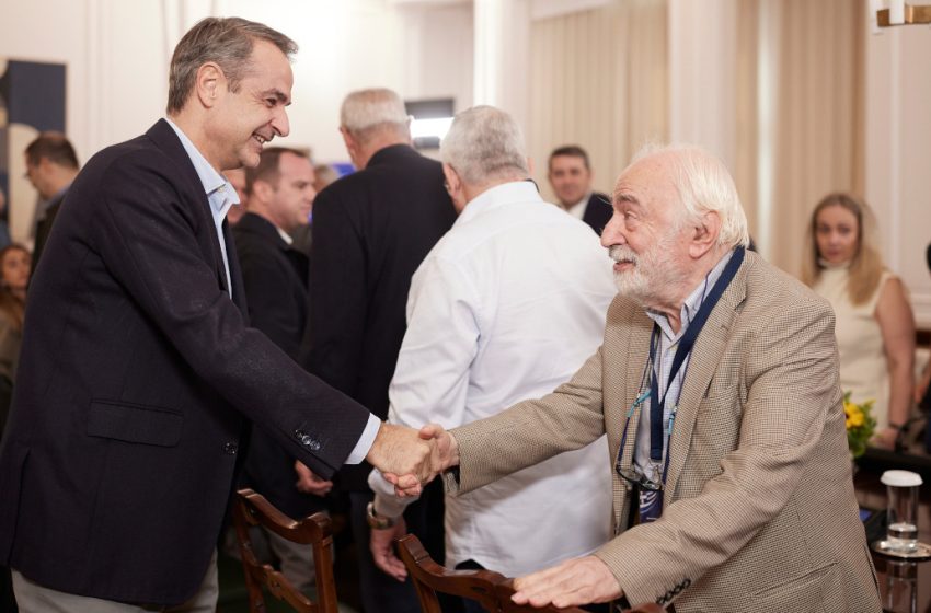  Το Δημόσιο αναλαμβάνει την αποκατάσταση της πολυκατοικίας στους Αμεπολοκήπους – Συνάντηση Μητσοτάκη με τους κατοίκους