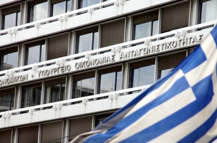  Σήμερα προς διαβούλευση το νέο φορολογικό: Οι 12 παρεμβάσεις στους άμεσους φόρους – Από το τέλος επιτηδεύματος έως τον ΕΝΦΙΑ