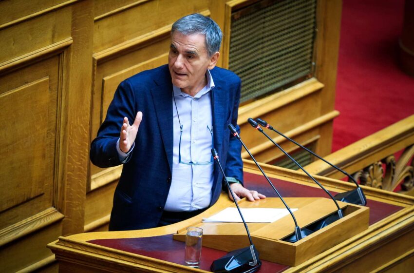  Ευκλ. Τσακαλώτος: Αυτό που έχουμε είναι στασιμότητα και όχι σταθερότητα