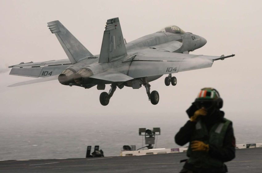  Ερυθρά Θάλασσα: F/A-18 του Πολεμικού Ναυτικού των ΗΠΑ καταρρίφθηκε από «φίλια πυρά»