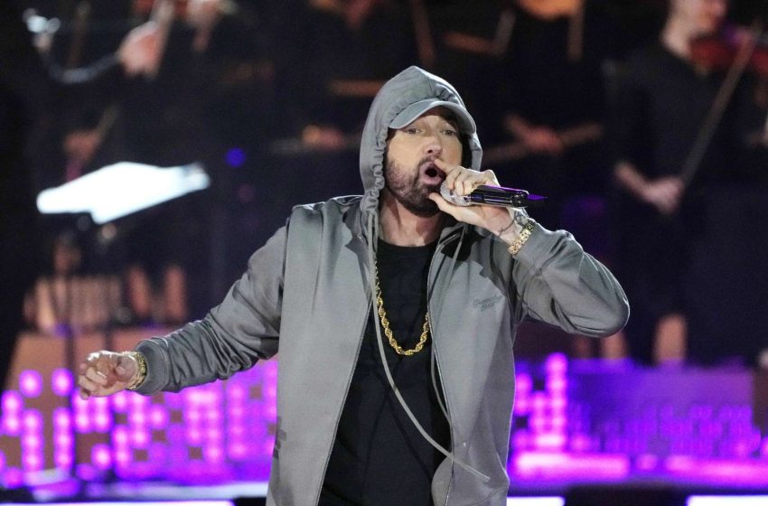  «Επική» χαρακτηρίστηκε η πρώτη εμφάνιση του Eminem σε Μουσικό Φεστιβάλ στη Σαουδική Αραβία