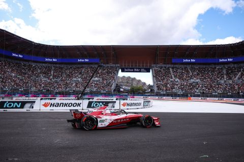 23 ROWLAND Oliver (gbr), Nissan Formula E Team, Nissan e-4ORCE 05, action during the Mexico City ePrix, 2nd round of the 2024-25 ABB FIA Formula E World Championship, on the Autodromo Hermanos Rodriguez from January 10 to 11, 2025 in Mexico City, Mexico - Photo Eric Alonso / DPPI