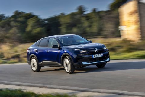 Αυτά είναι τα νέα C4 ΚΑΙ C4 X- Μετά το SUV C3 η νέα εποχή άνεσης της Citroën συνεχίζεται εντυπωσιακά