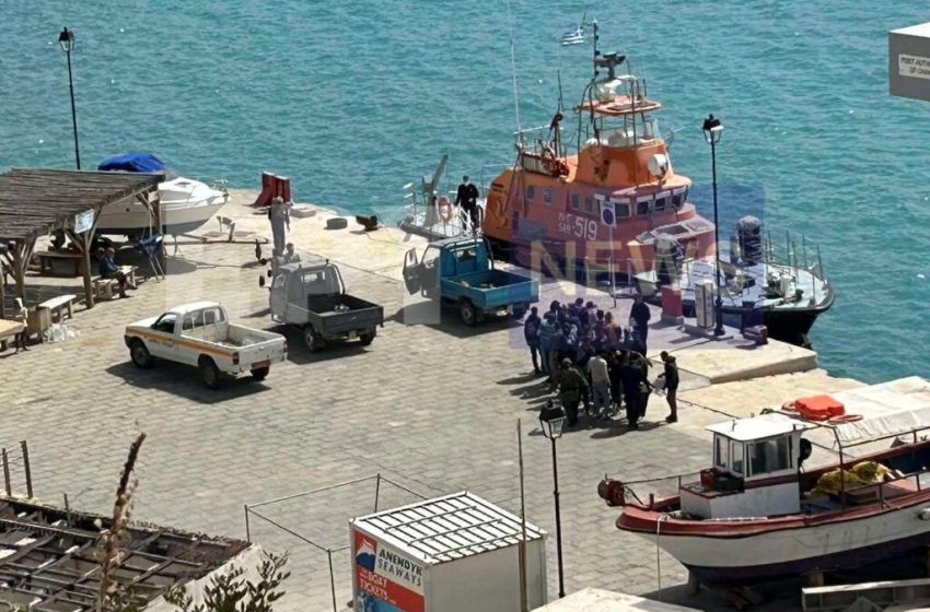  Χανιά: Ένα ακόμα πλοιάριο με 64 μετανάστες έφτασε στη Γαύδο – Τους εντόπισαν στην Τρυπητή