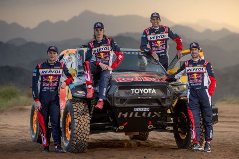 Toyota GR DKR Hilux Evo_Dakar 2025