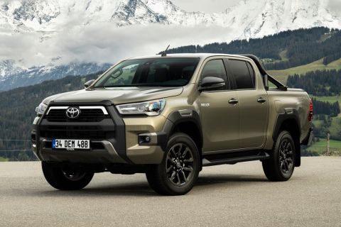 Toyota: Τα υψηλότερα μερίδια της ιστορίας της στην Ελλάδα- Κυριαρχική στις λιανικές αλλά και τις εταιρικές πωλήσεις