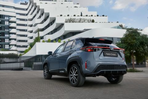 Toyota: Ο “βασιλιάς” της Ελληνικής αγοράς, ακόμα πιο ελκυστικός- Το SUV Yaris Cross με νέο αποκλειστικό χρώμα