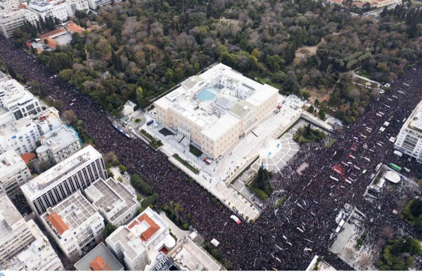  Χατζηθεοδοσίου και Κορκίδης για τα συλλαλητήρια για τα Τέμπη: «Κλείσανε το 95% των επιχειρήσεων της χώρας»