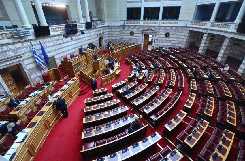  Πρόταση δυσπιστίας κατέθεσαν ΠΑΣΟΚ, ΣΥΡΙΖΑ, Πλεύση και Νέα Αριστερά -Μητσοτάκης: Συμμαχία προθύμων του μηδενισμού